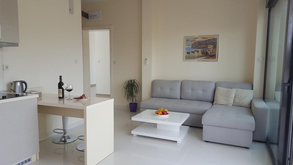 Guesthouse Laterna แฮร์เซ็ก-โนวี ภายนอก รูปภาพ